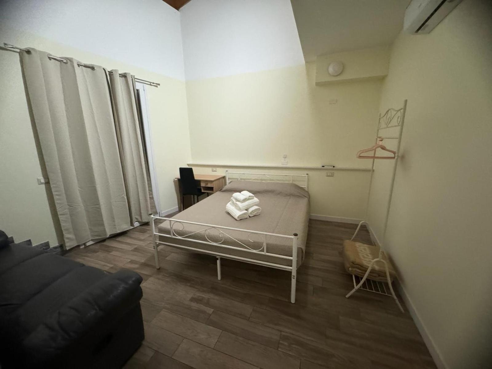 Park 20 Guest House 아자테 외부 사진